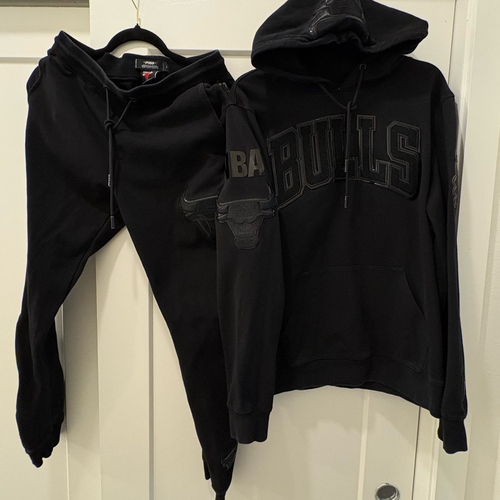 Mens Chicago Bulls set hoodie and pants